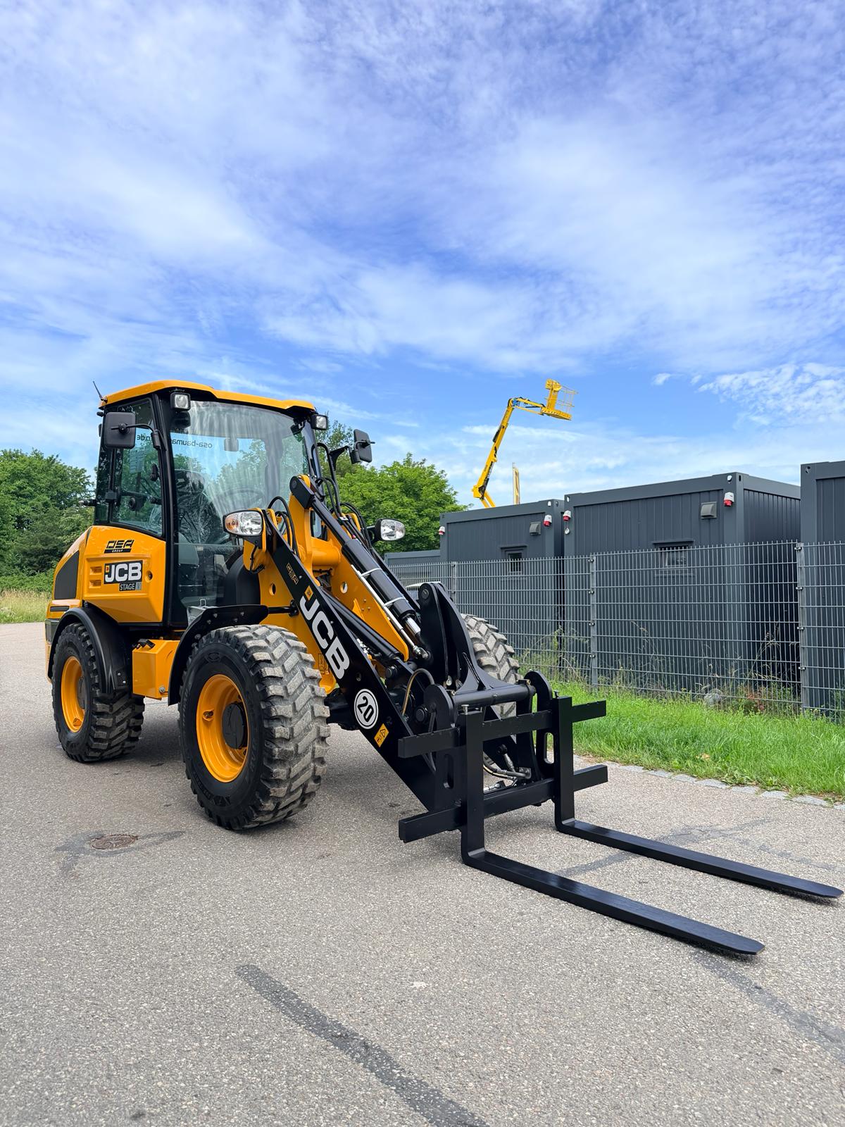 JCB 407 SV**NEU**ab 915€/mtl.