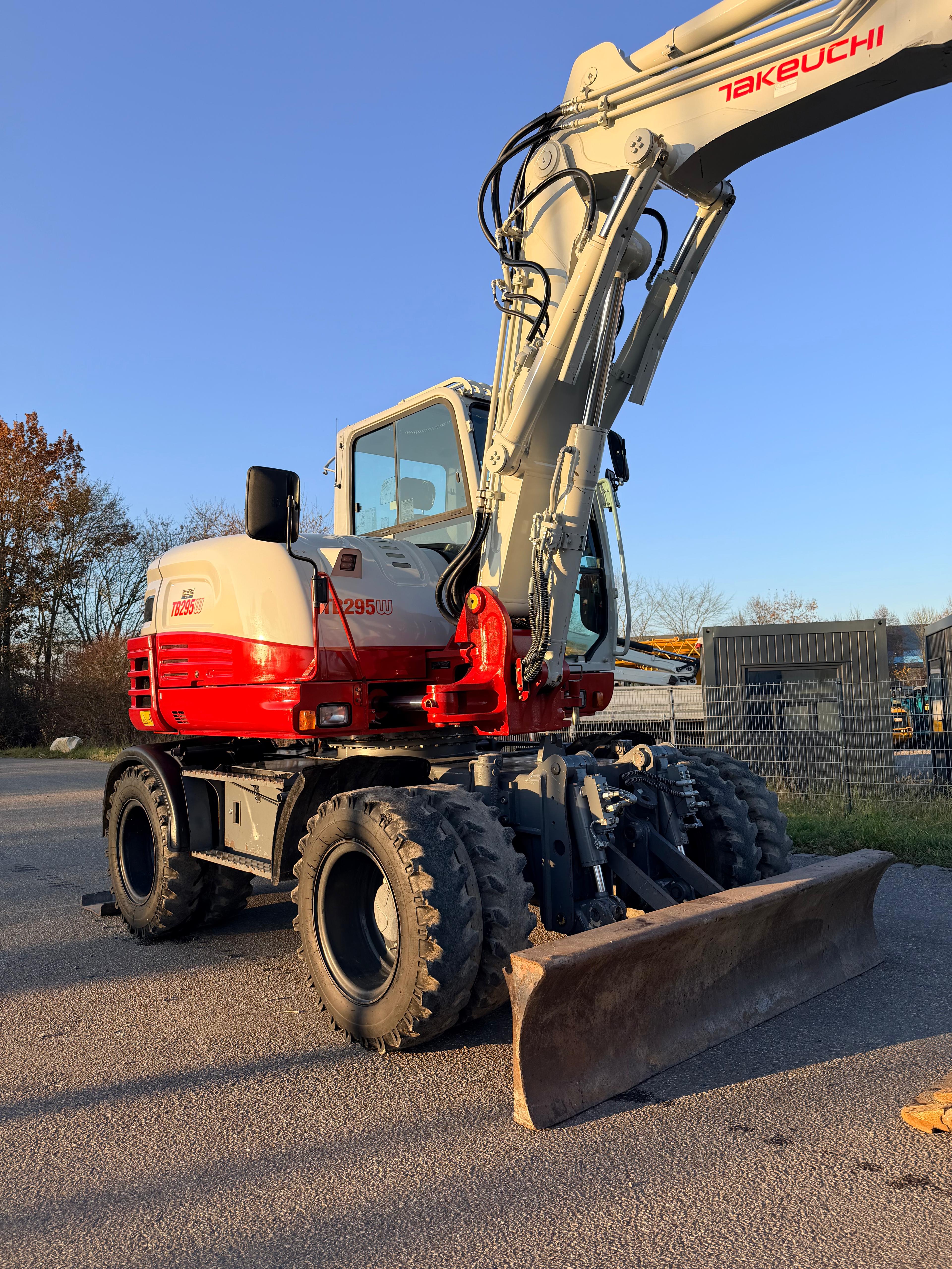 Gebraucht Takeuchi TB295W**Powertilt, Schild, Pratzen**