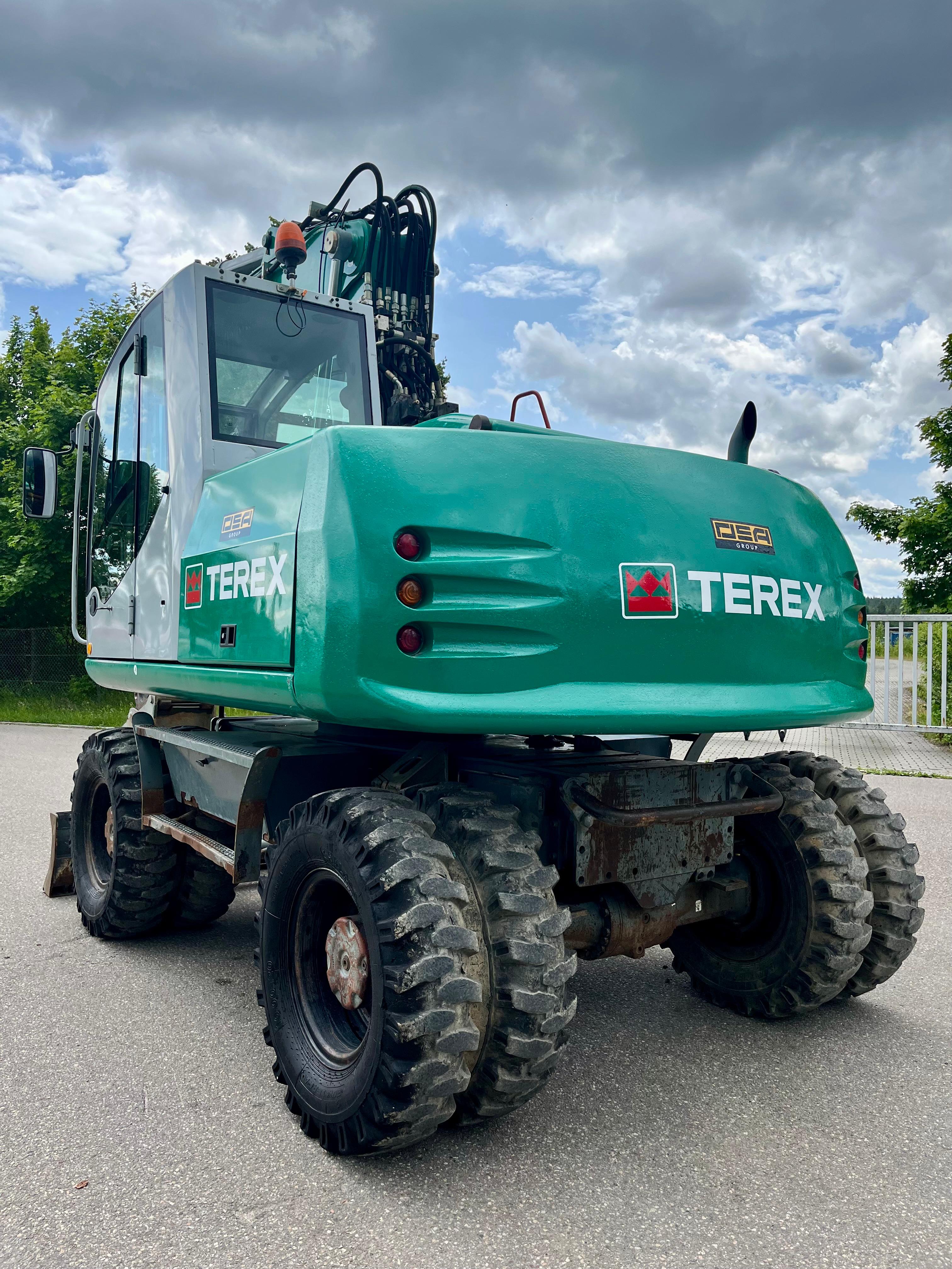 Gebraucht Terex TW 160 mit Oilquick OQ70, Tieflöffel