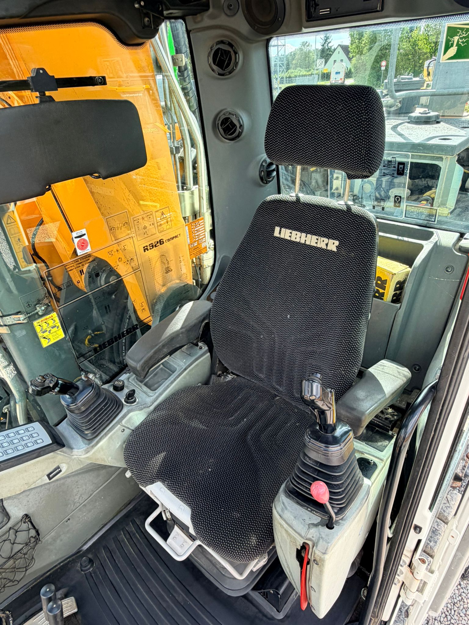 Gebraucht LIEBHERR R926**SW OilQiuck70/55**GRL**7.377 h**