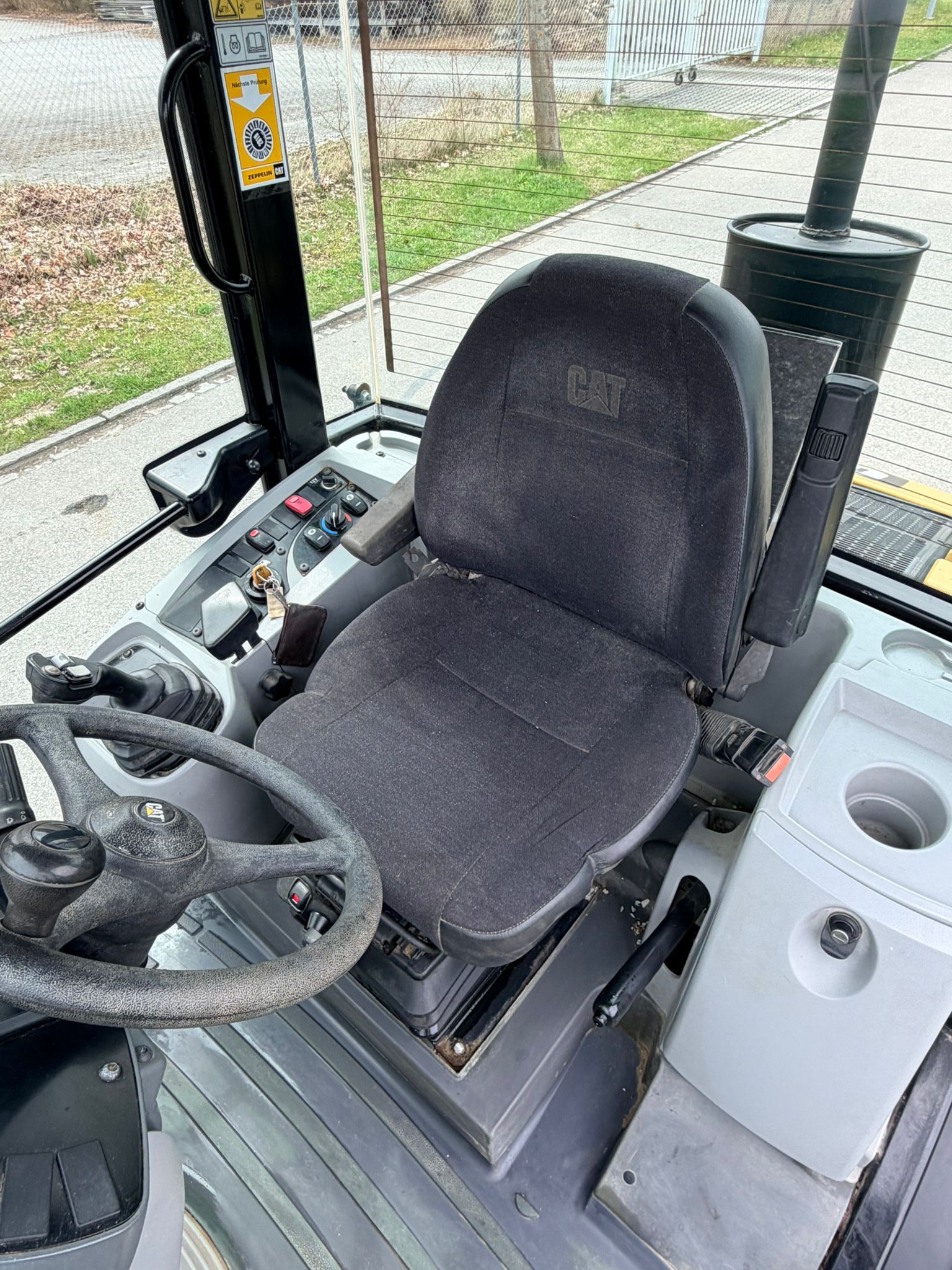 Gebraucht CAT 907H**Original 1.427 h** Klappschaufel, Gabel