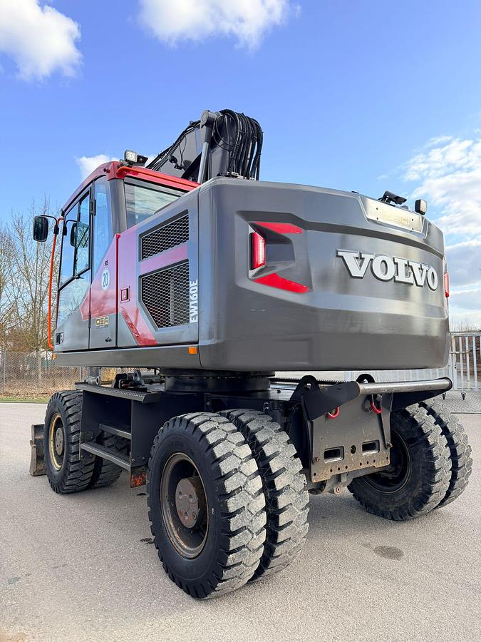 Gebraucht Volvo EW160E**4.661 h**Bj. 2019