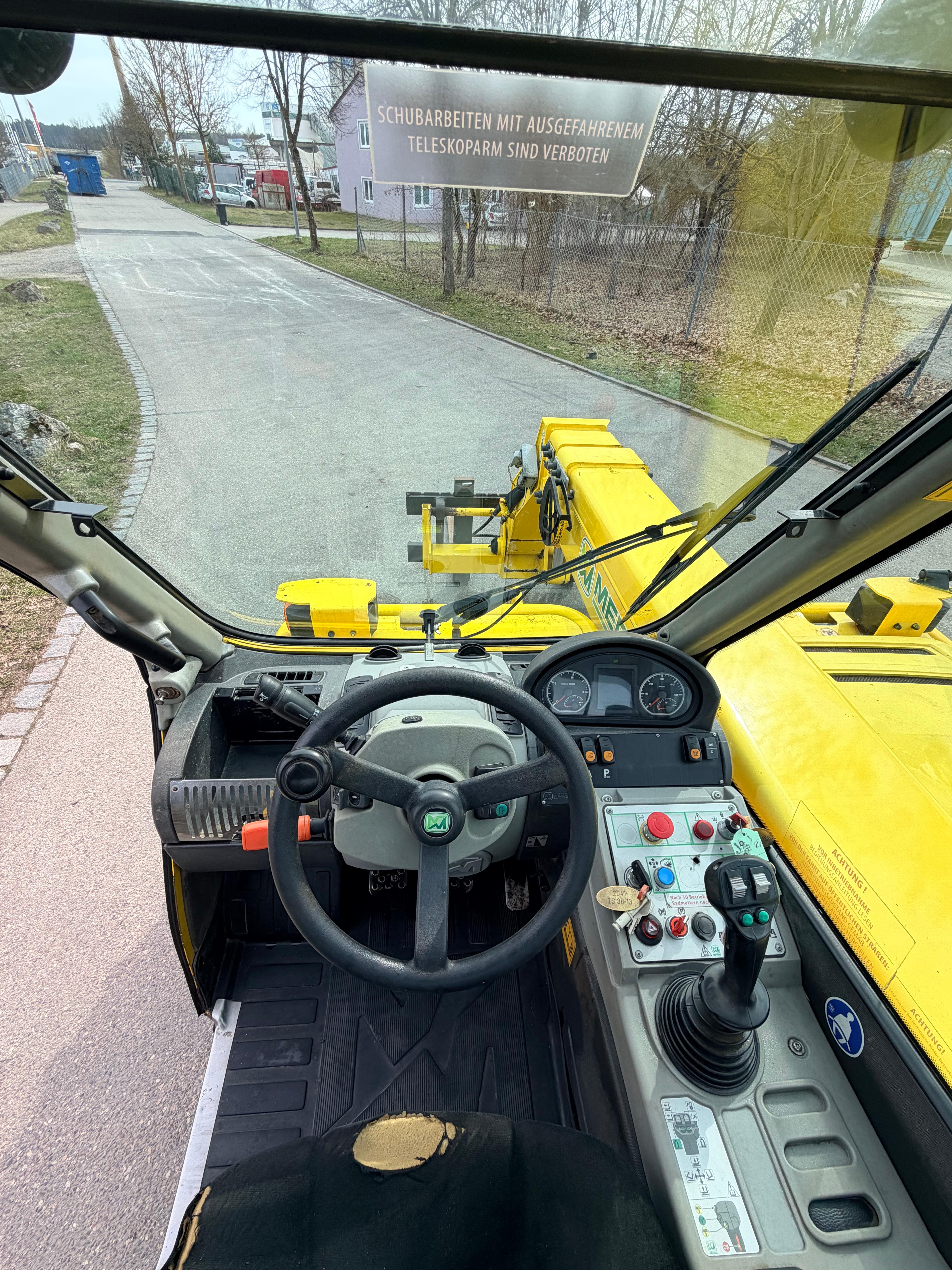 Gebraucht Merlo P38.13**2.944 h**13 m**Niveauregulierung