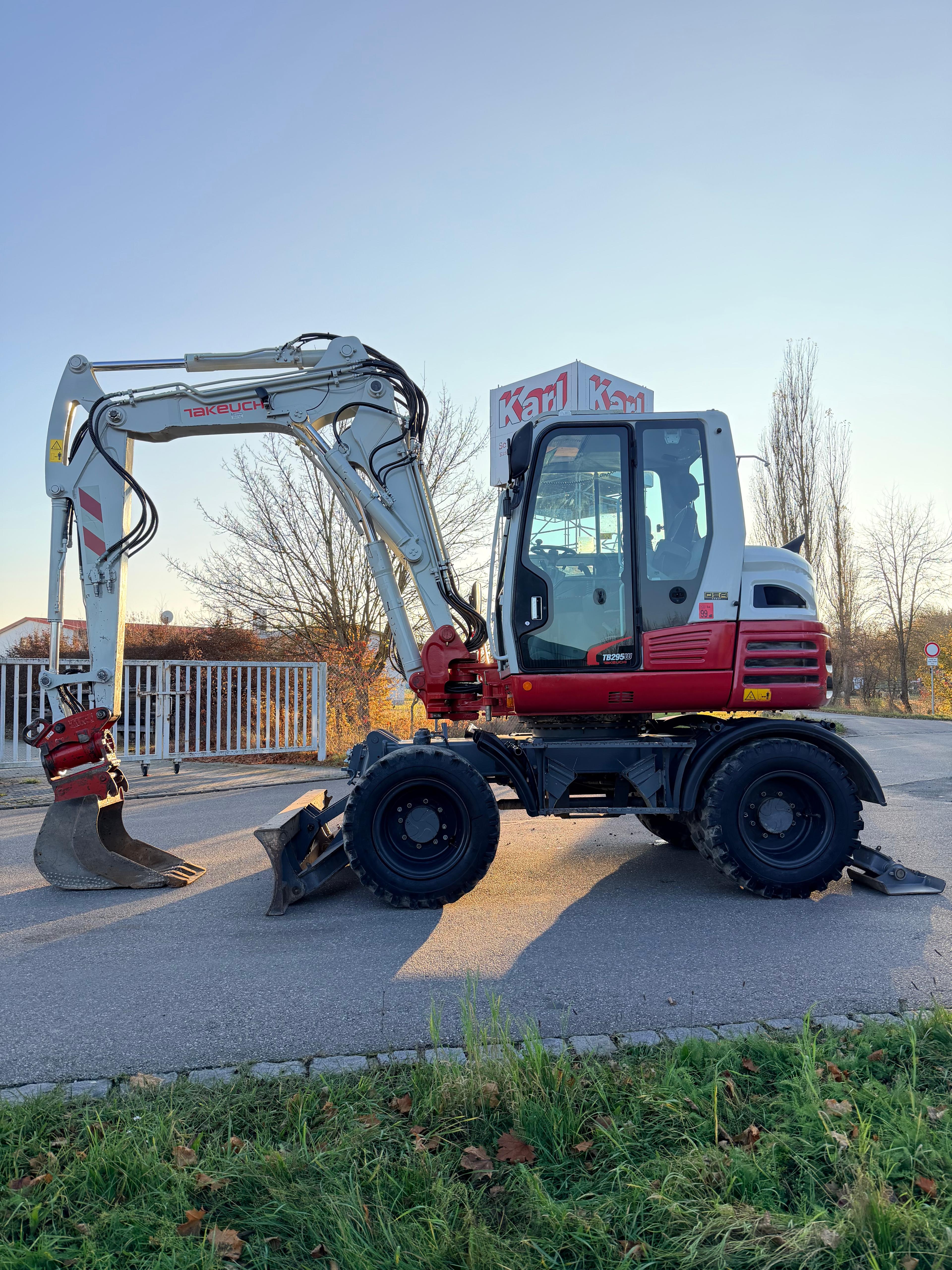 Gebraucht Takeuchi TB295W**Powertilt, Schild, Pratzen**