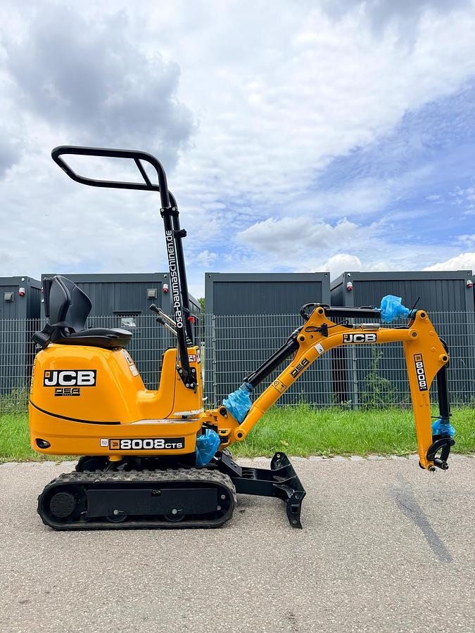 JCB 8008CTS**NEU**Modell 2026**ab 247 €/mtl.