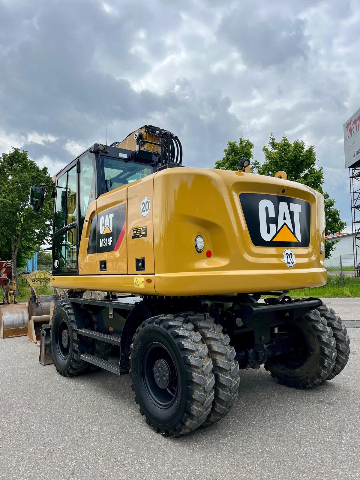 Gebraucht CAT M314F**Bj. 2019**Powertilt, 6x Anbaugeräte