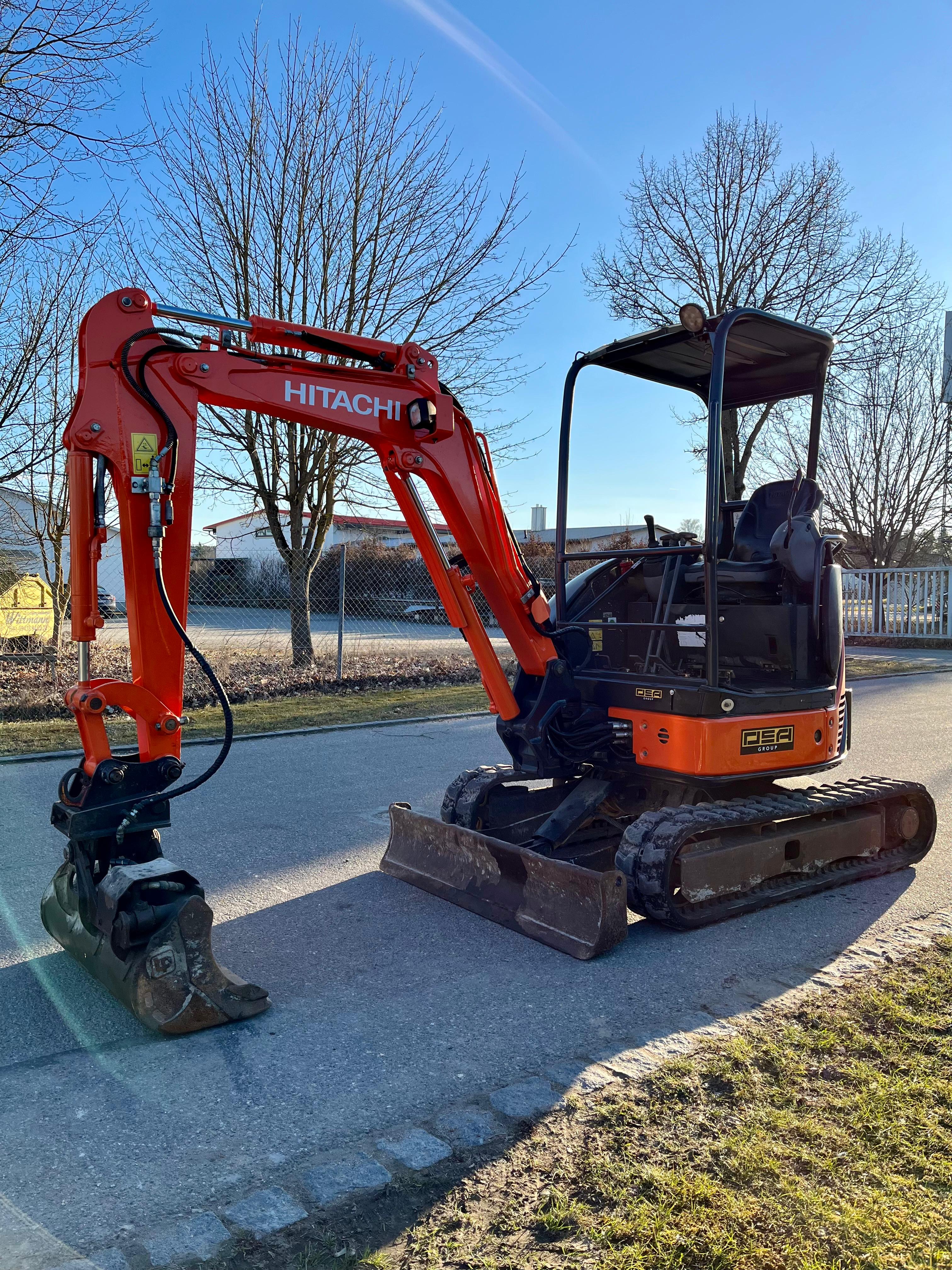 Gebraucht Hitachi ZX22U-2 YLR**Bj. 2010**3.446 Std.**