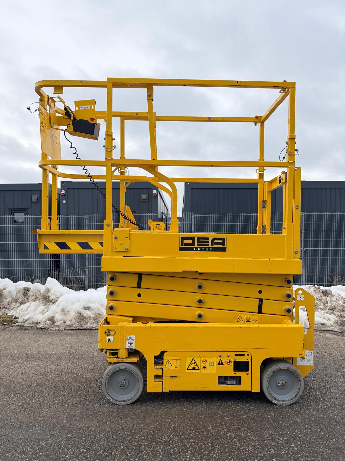 Gebraucht Genie GS1330m**220 h**Baujahr: 2020**5,9 m Arbeitshöhe