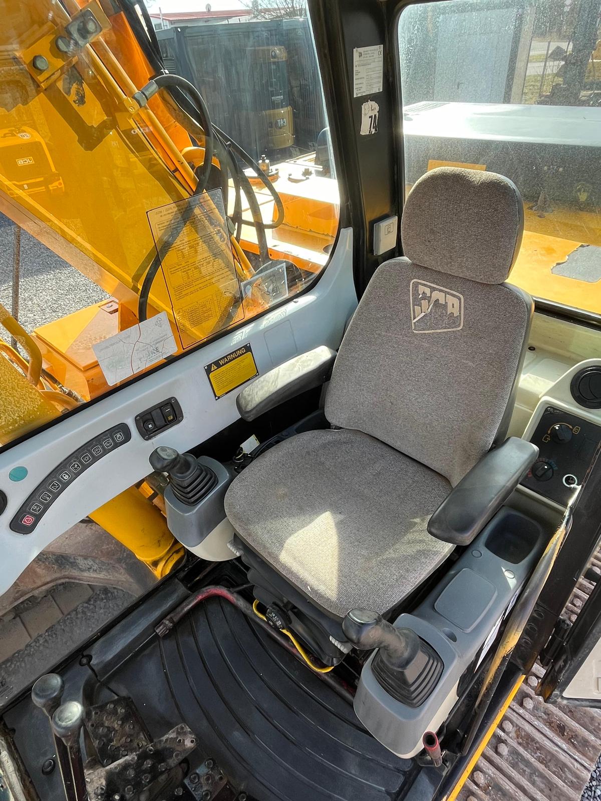 Gebraucht JCB JS 220 L** HS, 2x TL**