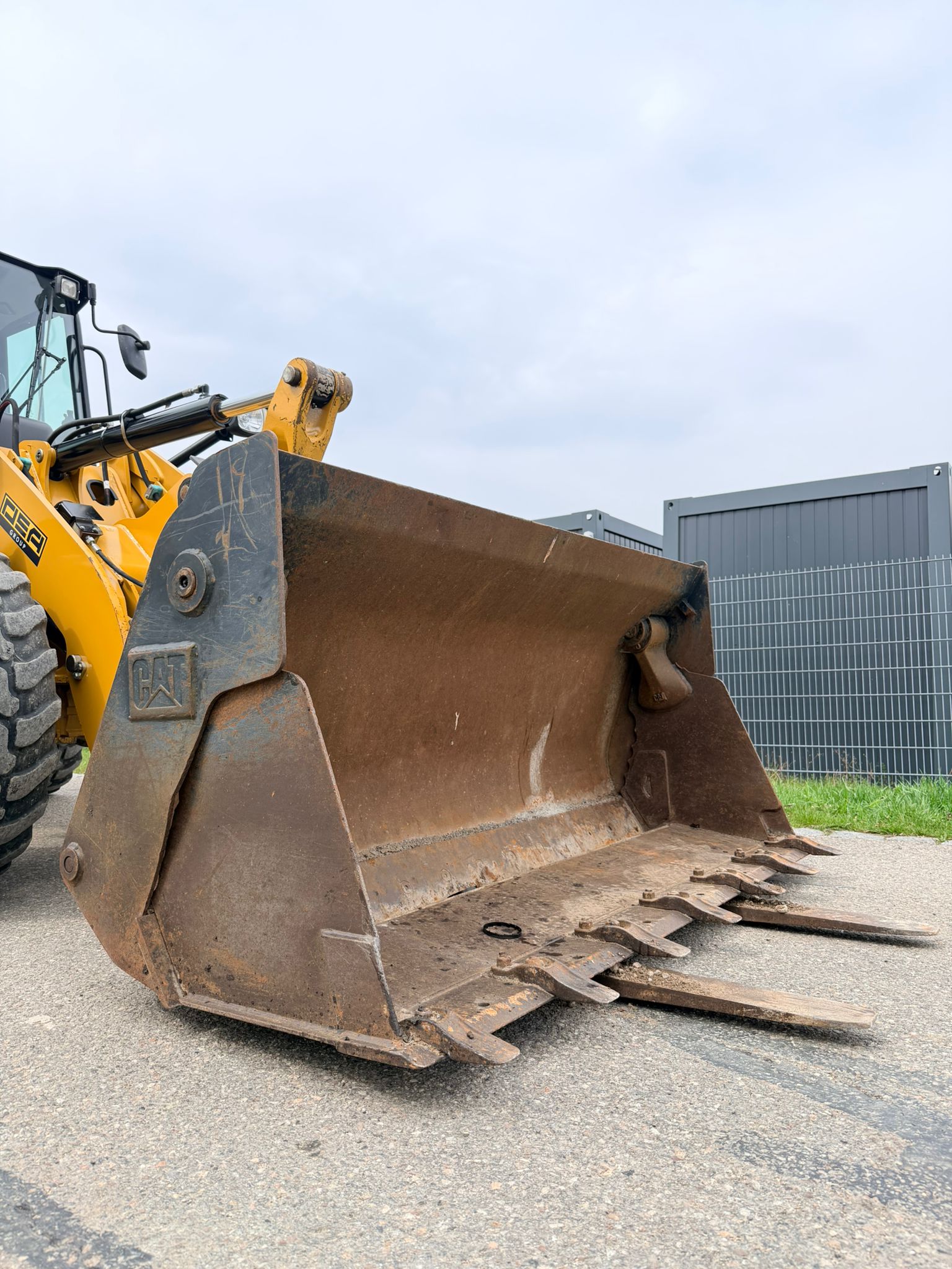 Gebraucht CAT 907H**Original 1.427 h** Klappschaufel, Gabel