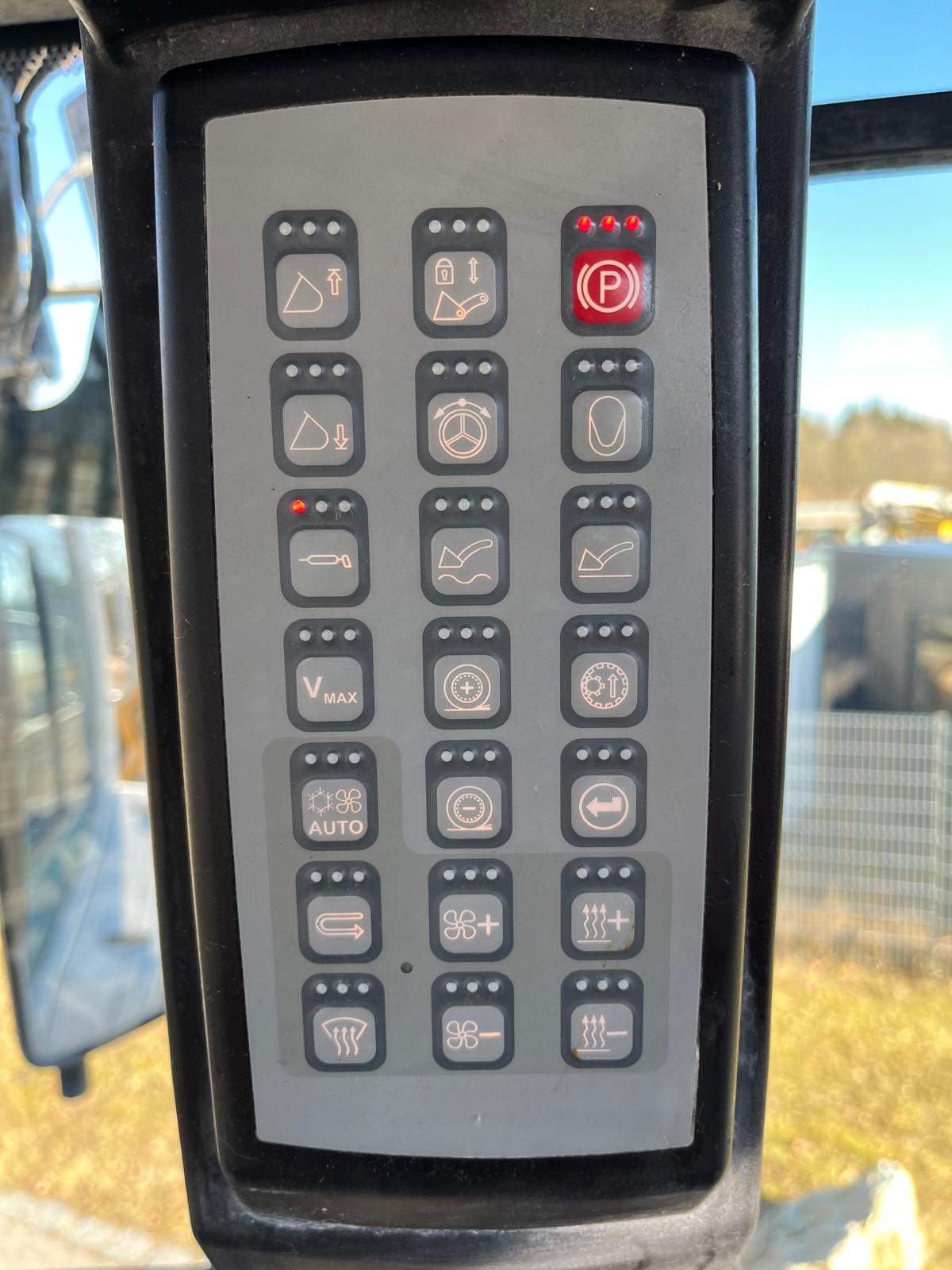 Gebraucht Liebherr L556 X-Power *5.040 h* inkl. Schaufel und Gabel