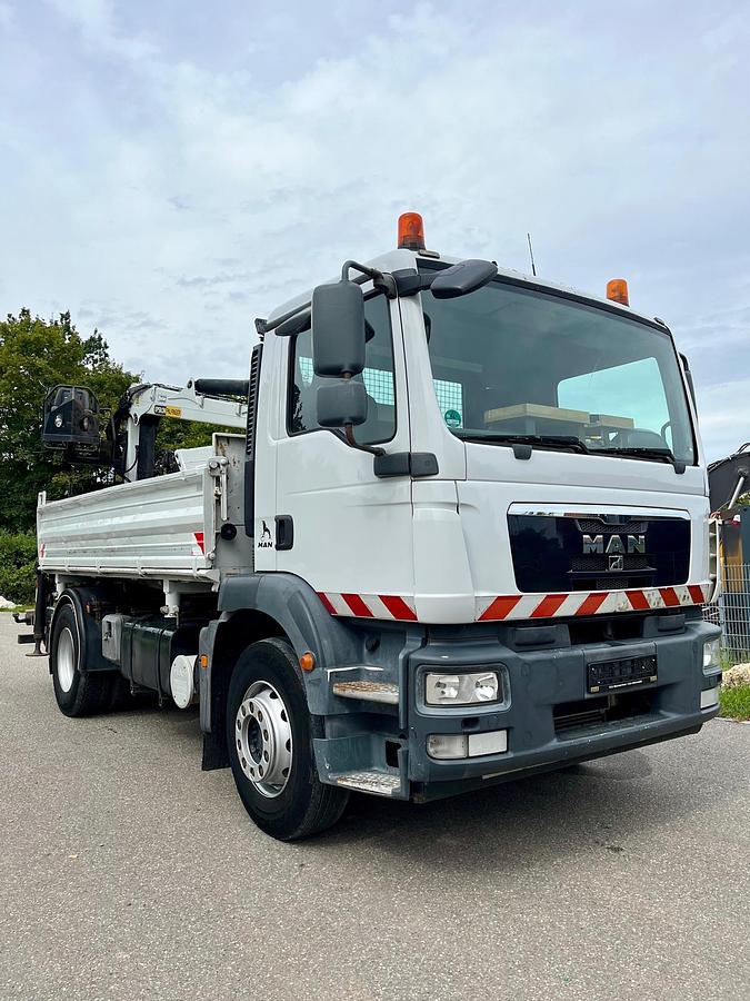 Gebraucht MAN TGM 18.280 mit Palfinger Kran, Funk, Greifer
