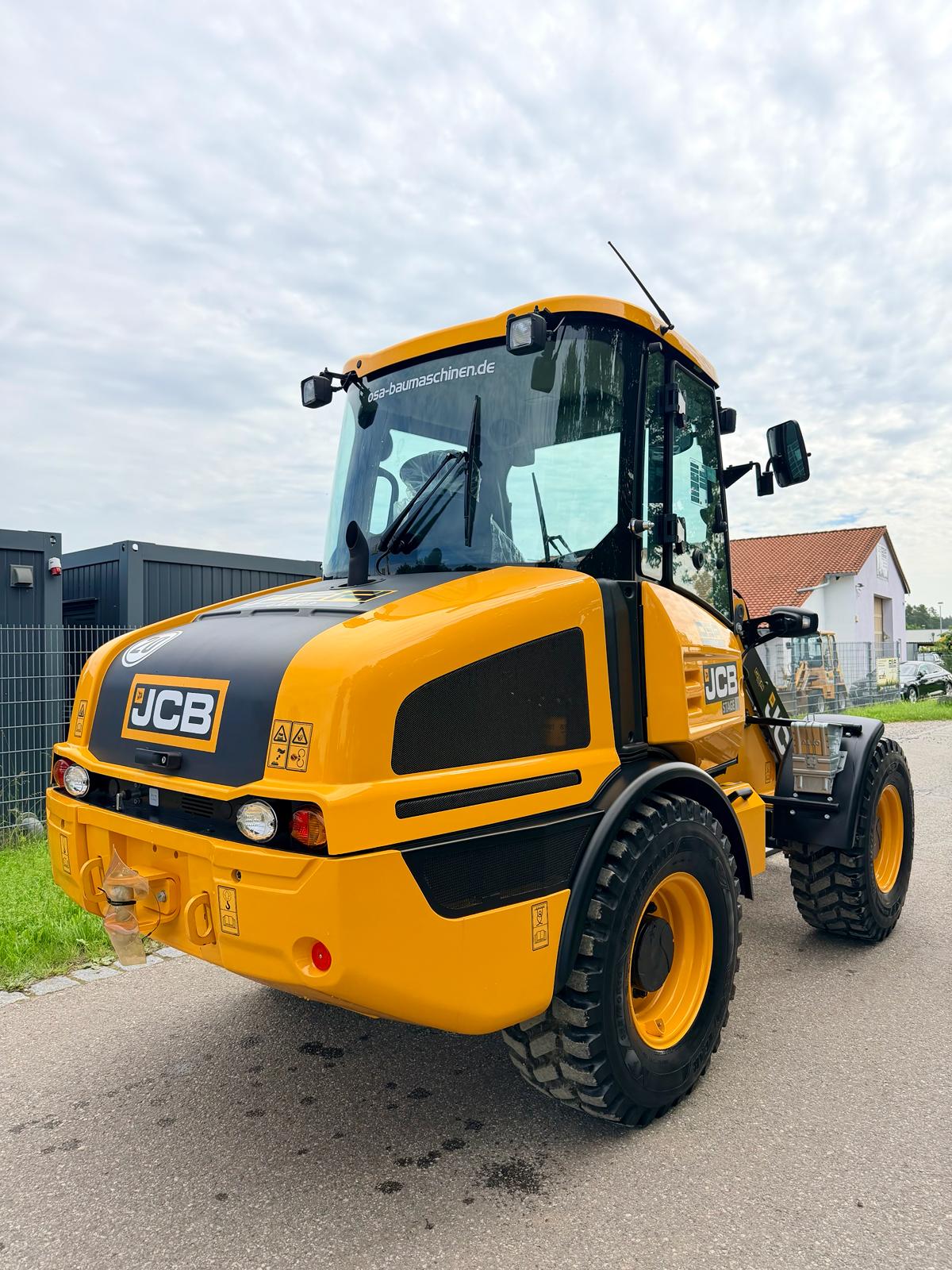 JCB 407 SV**NEU**ab 915€/mtl.