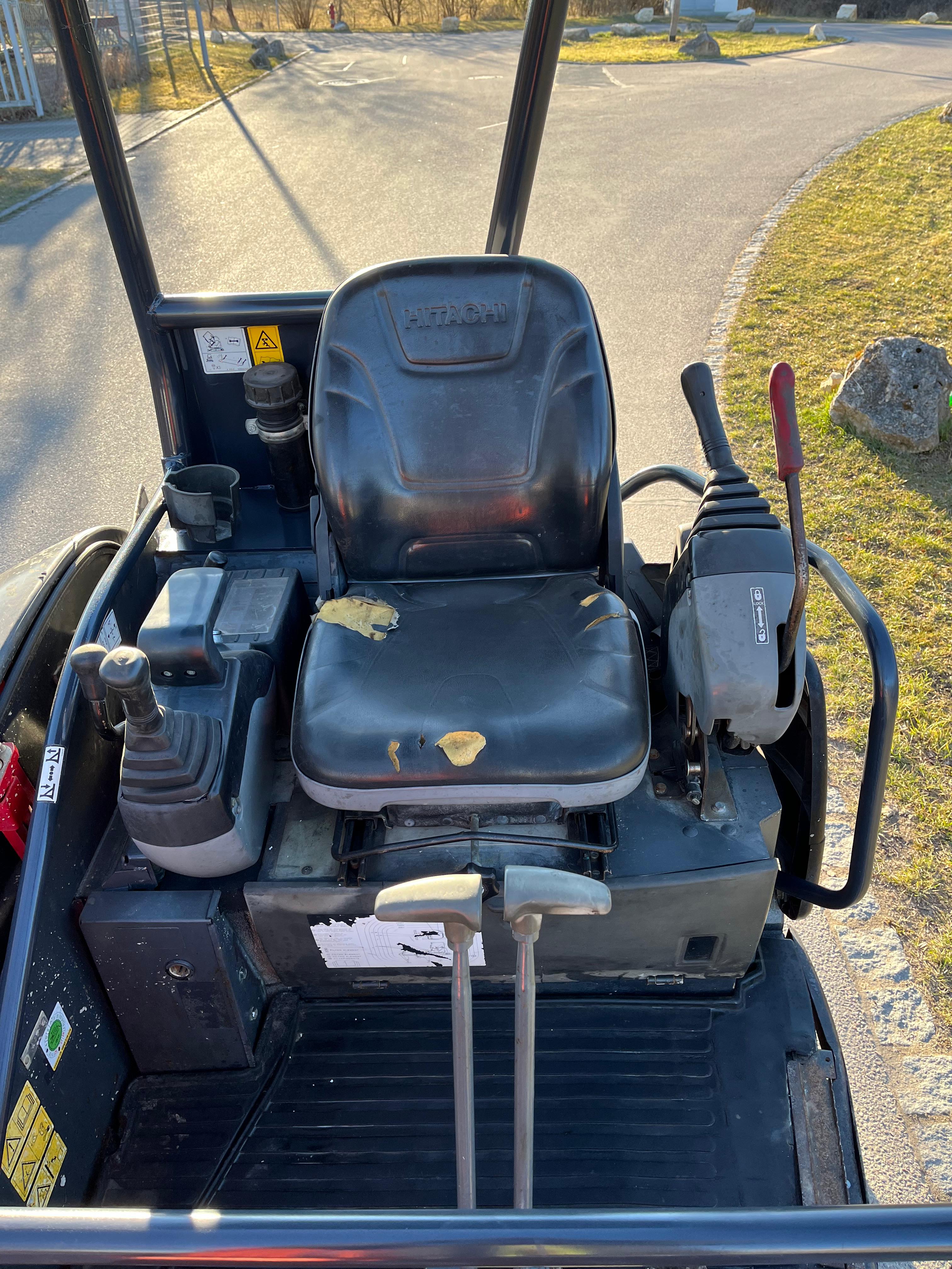 Gebraucht Hitachi ZX22U-2 YLR**Bj. 2010**3.446 Std.**