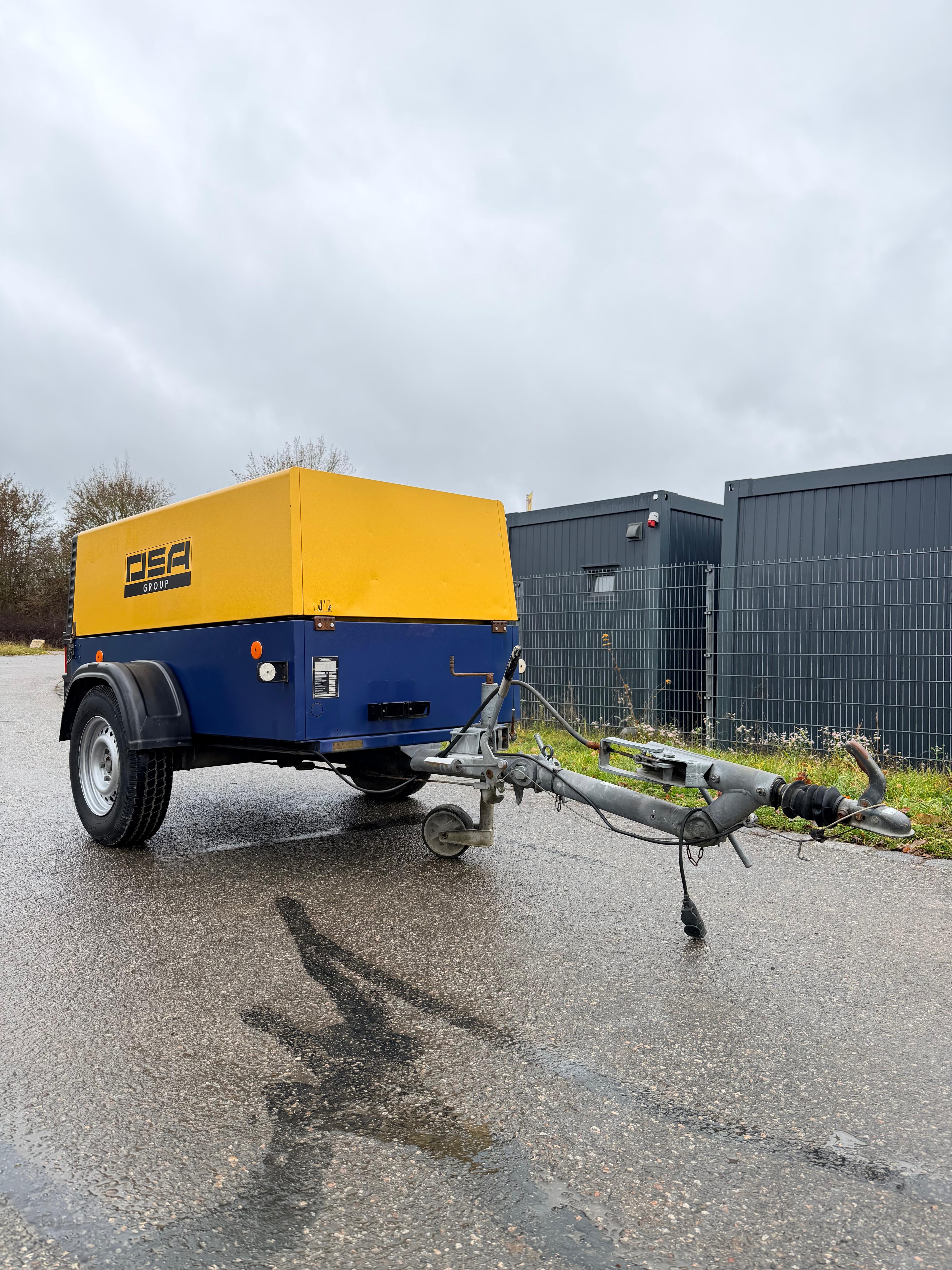 Gebraucht Kompressor mit Aggregat CompAir DLT0703