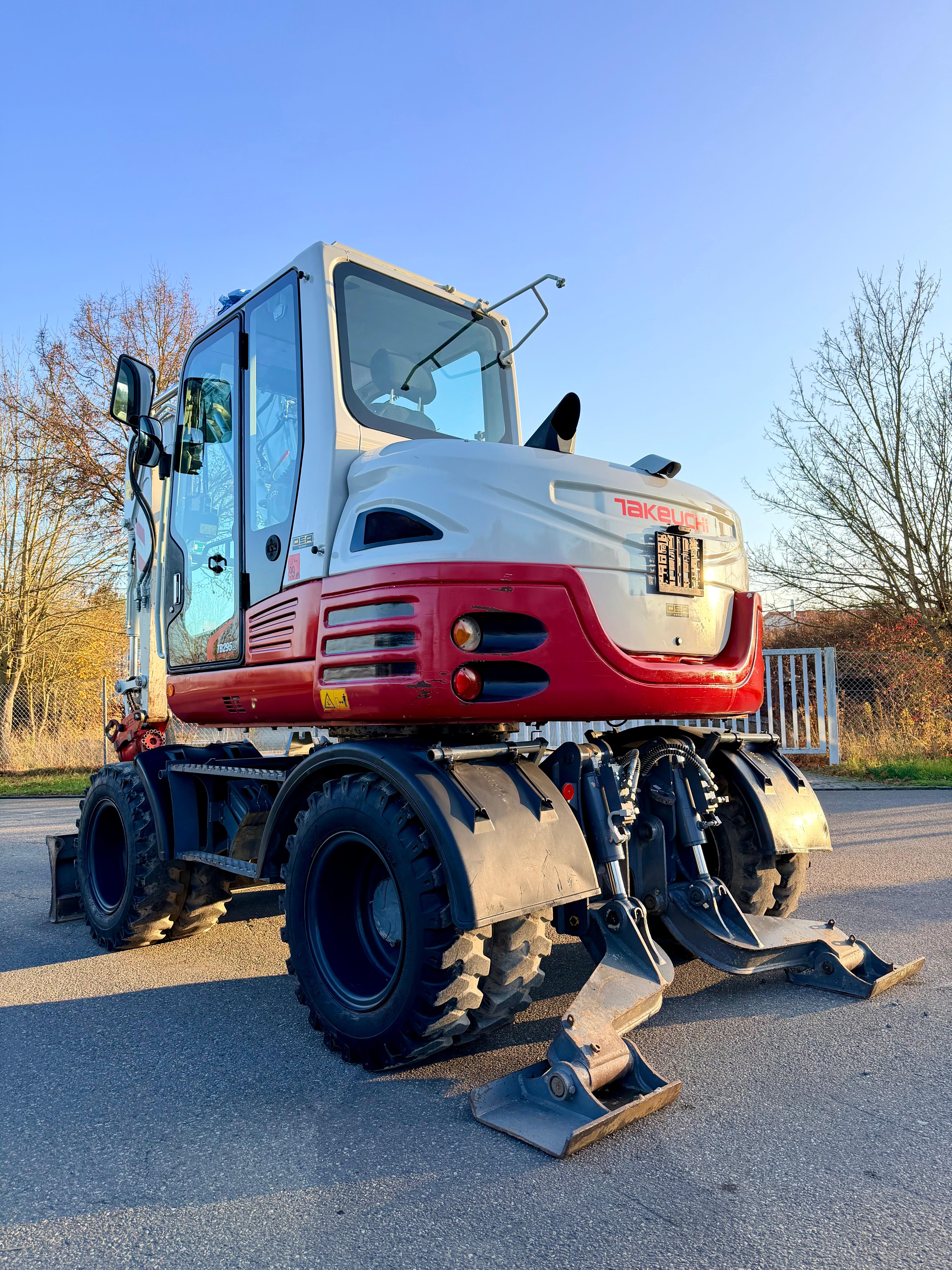 Gebraucht Takeuchi TB295W**Powertilt, Schild, Pratzen**