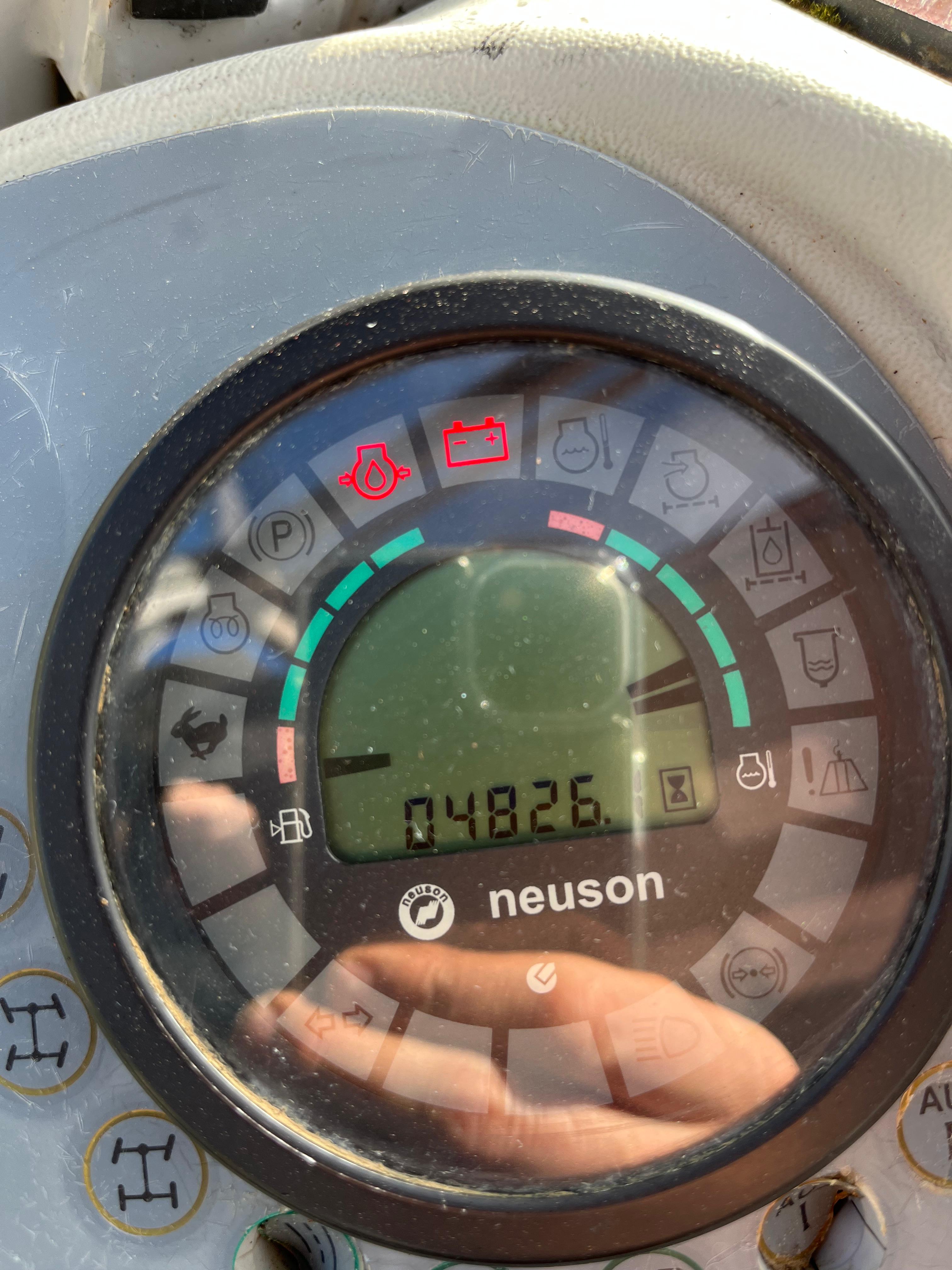 Gebraucht Neuson 9503**Schild und Pratzen**SW, Sortiergreifer, HS, 4x TL**