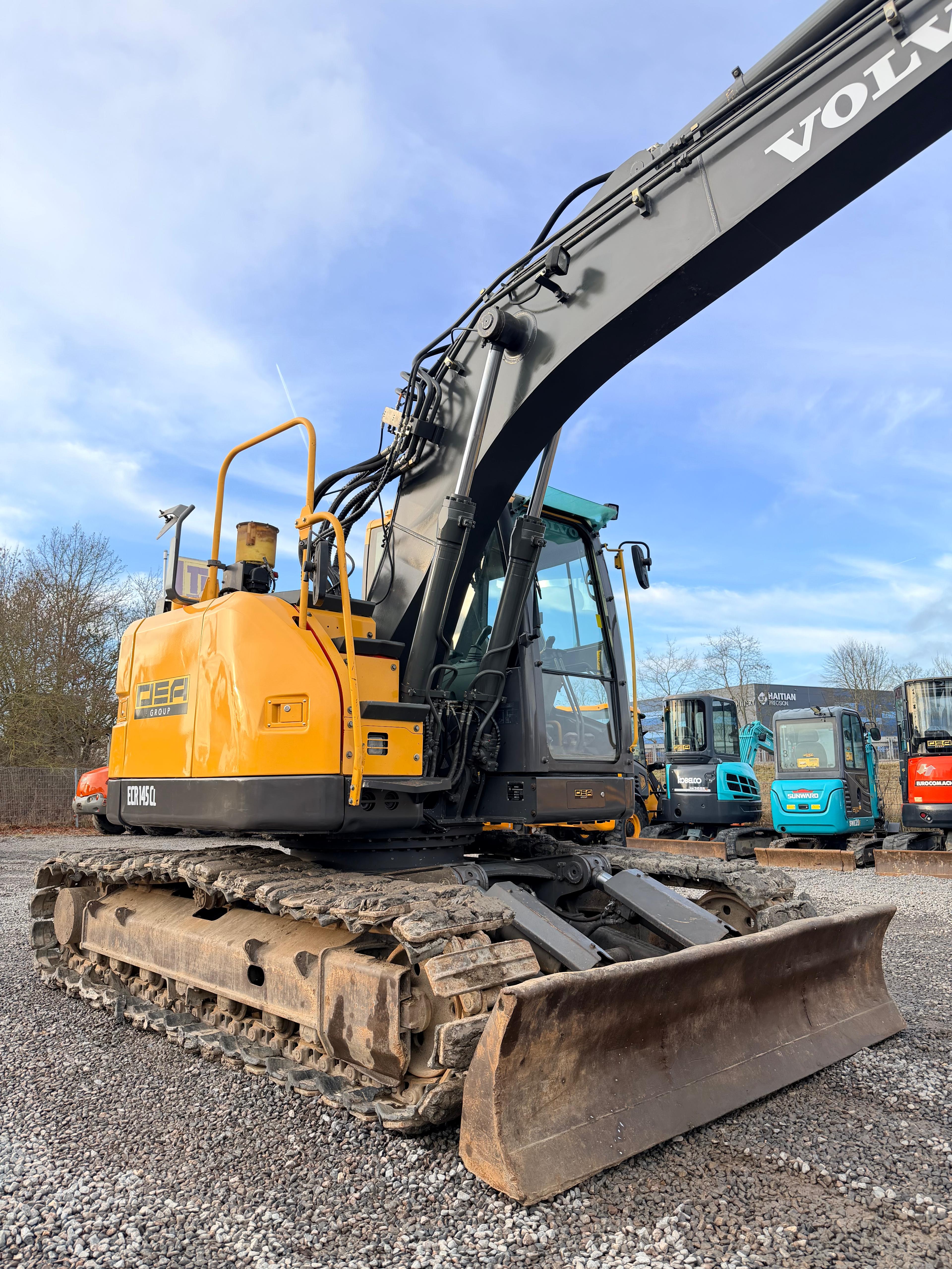 Gebraucht Volvo ECR145CL**OilQuick70/55**Tieflöffel