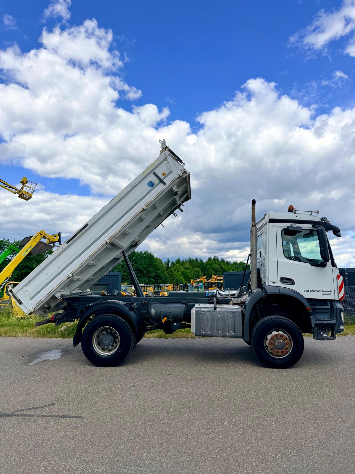 Gebraucht Mercedes-Benz Arocs 1830 4x4**88.989 km**