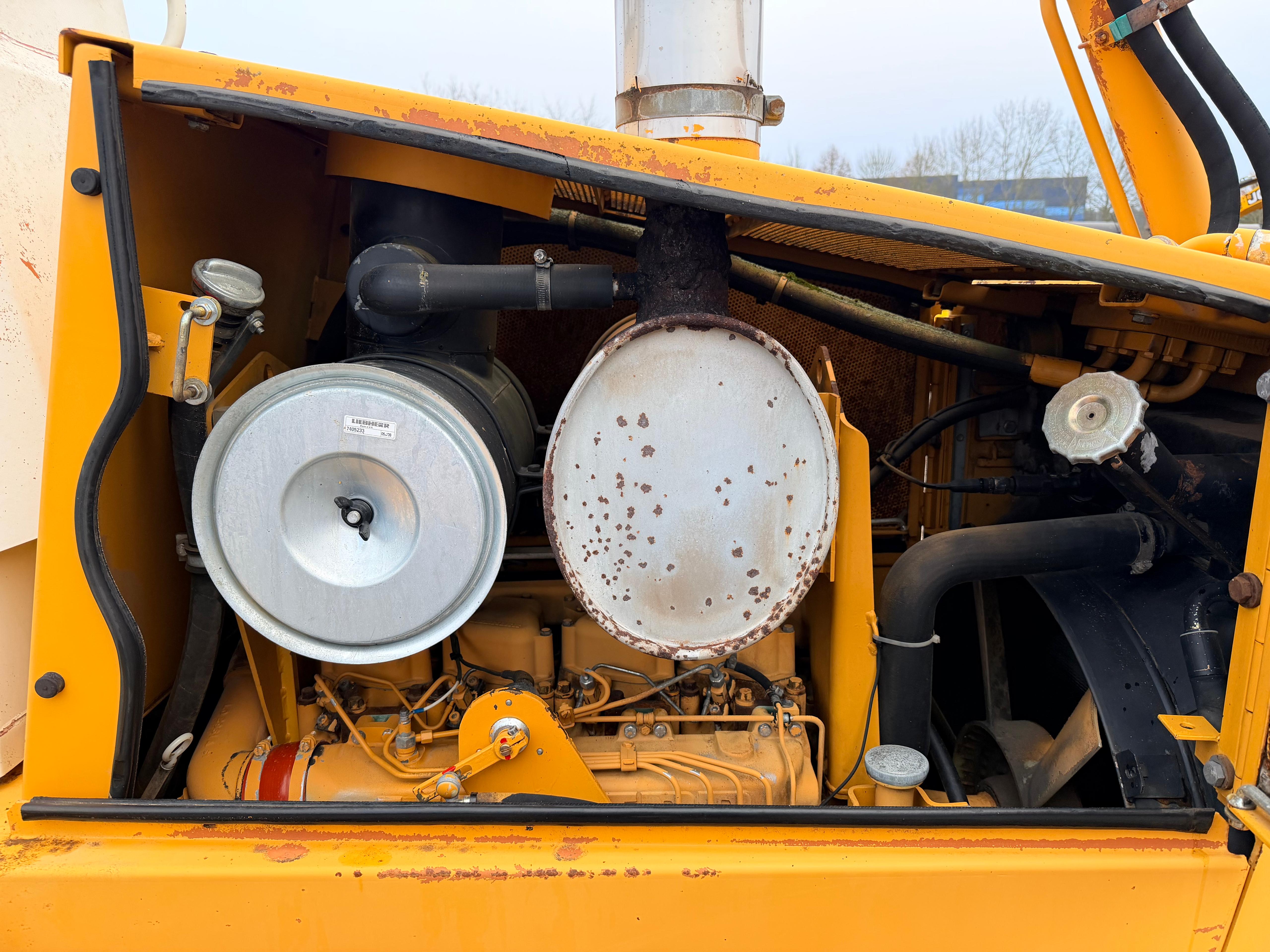 Gebraucht Liebherr PR712L**aus 1. Hand**2.895 h**