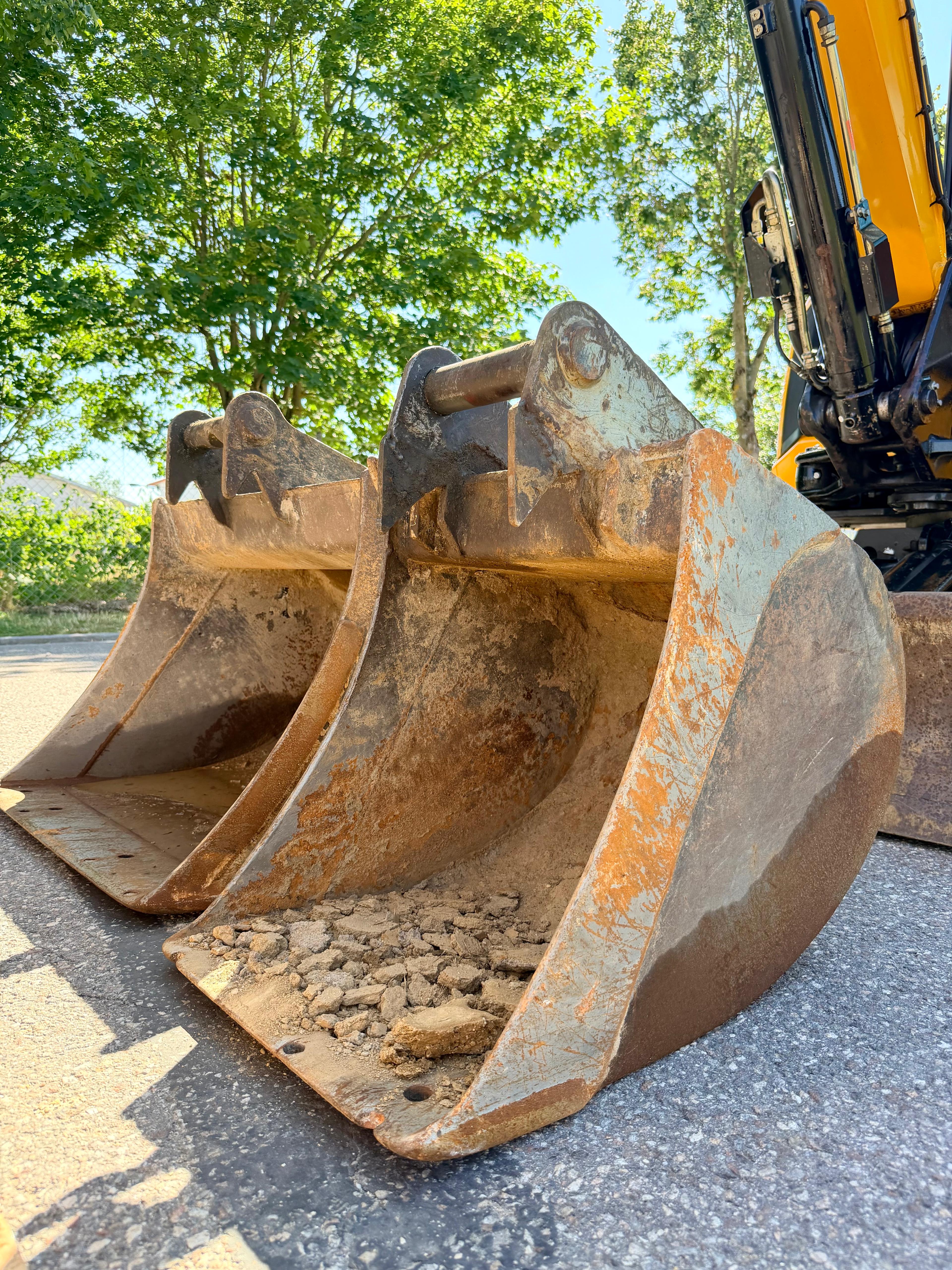 Gebraucht JCB 57C-1 inkl. Humusschaufel, 2x TL**NEUE KETTEN**