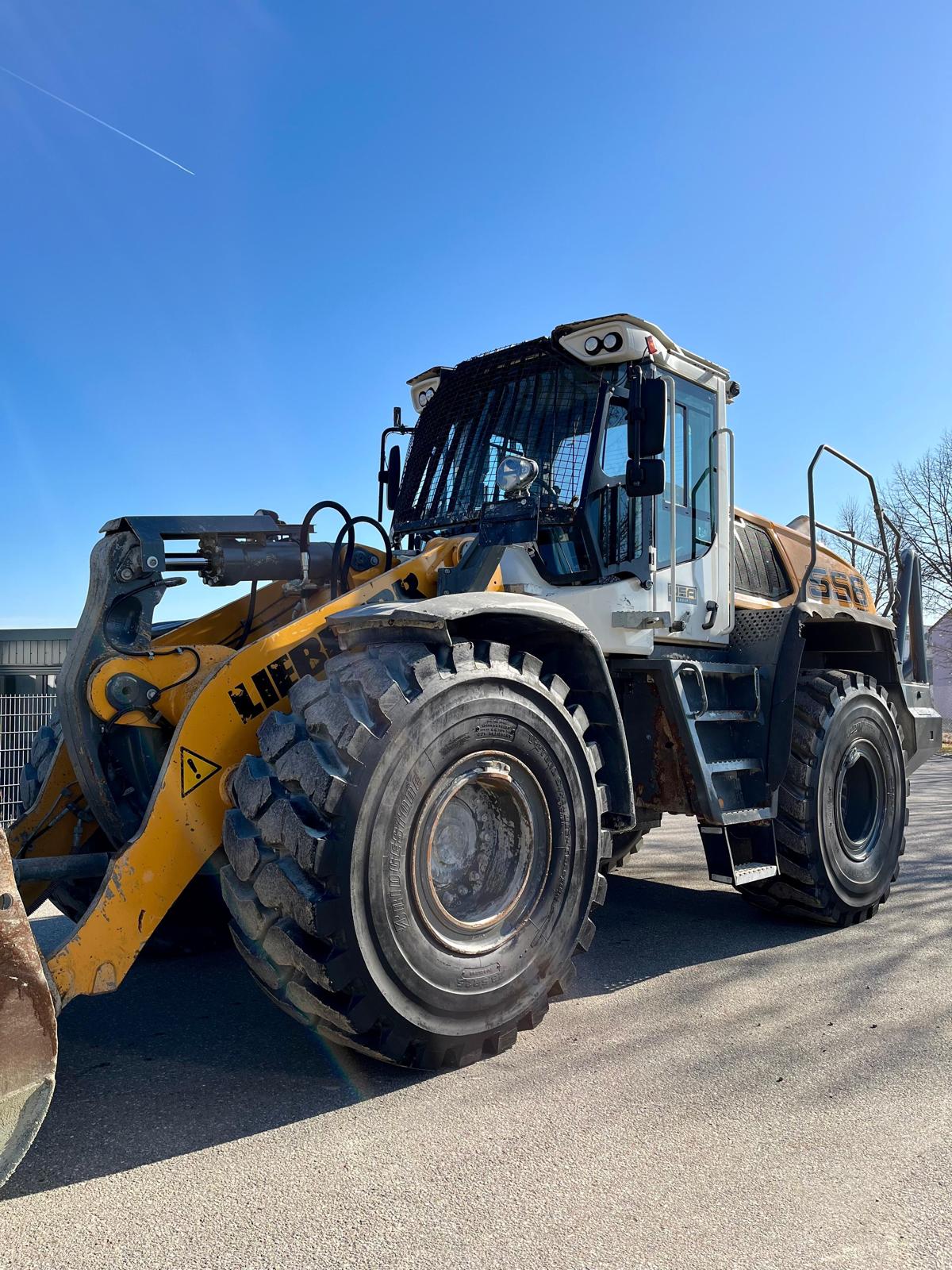 Gebraucht Liebherr L556 X-Power *5.040 h* inkl. Schaufel und Gabel