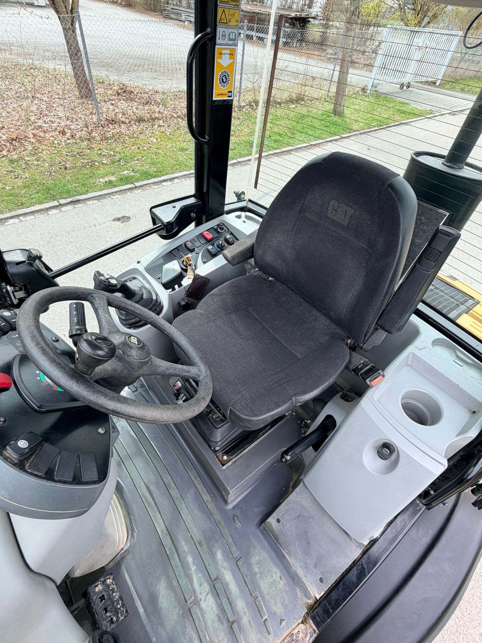 Gebraucht CAT 907H**Original 1.427 h** Klappschaufel, Gabel