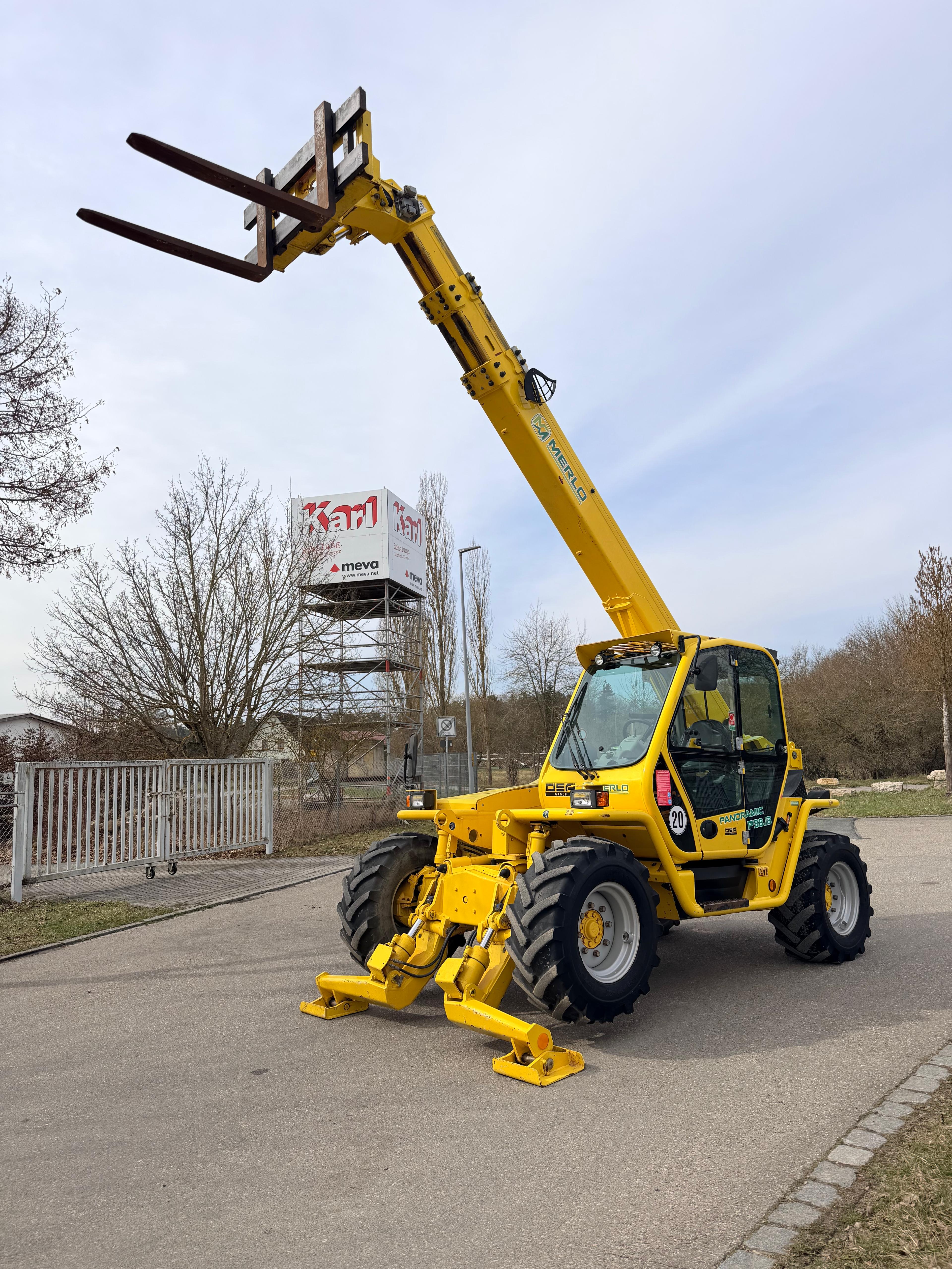 Gebraucht Merlo P38.13**2.944 h**13 m**Niveauregulierung