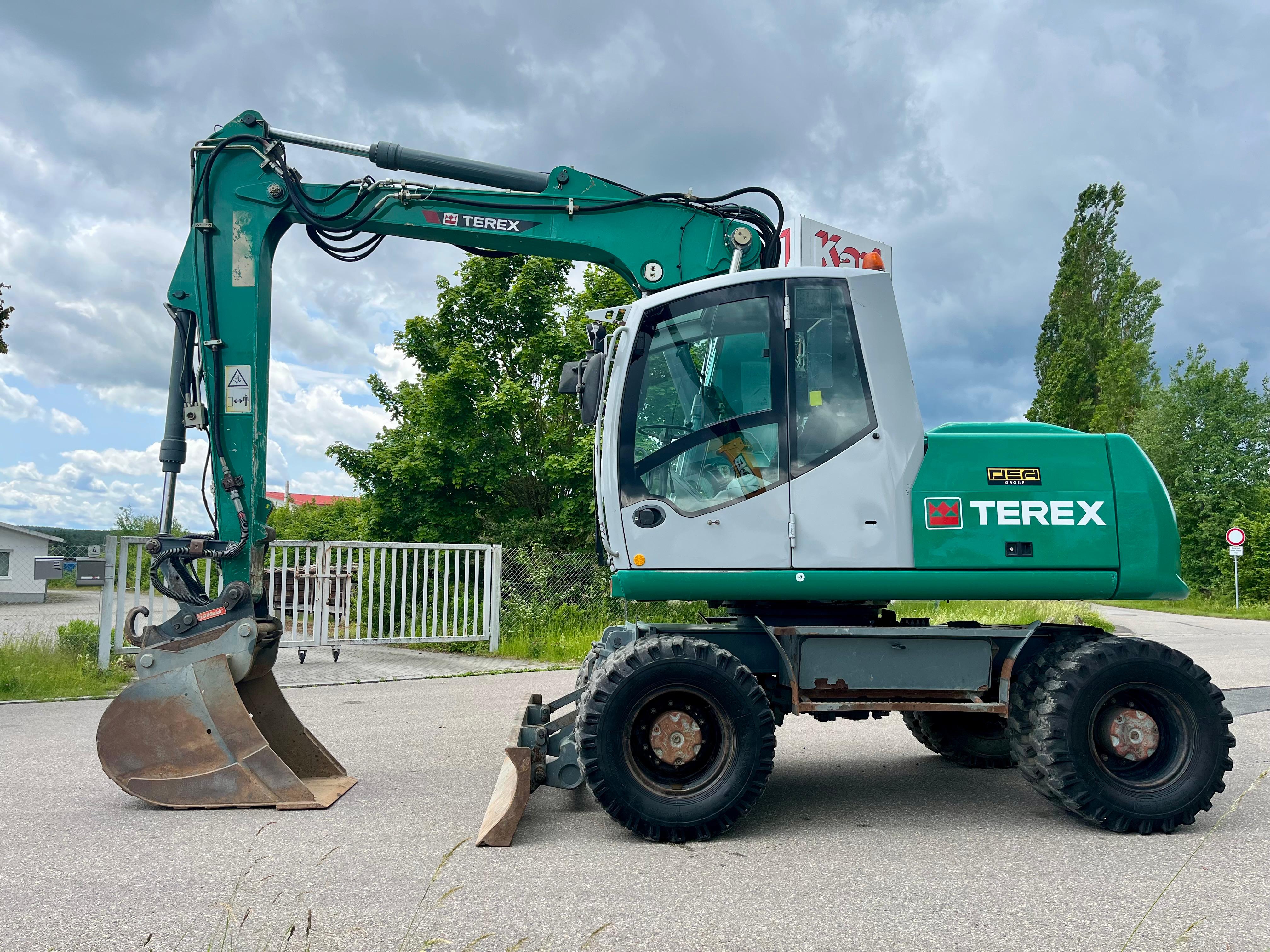 Gebraucht Terex TW 160 mit Oilquick OQ70, Tieflöffel