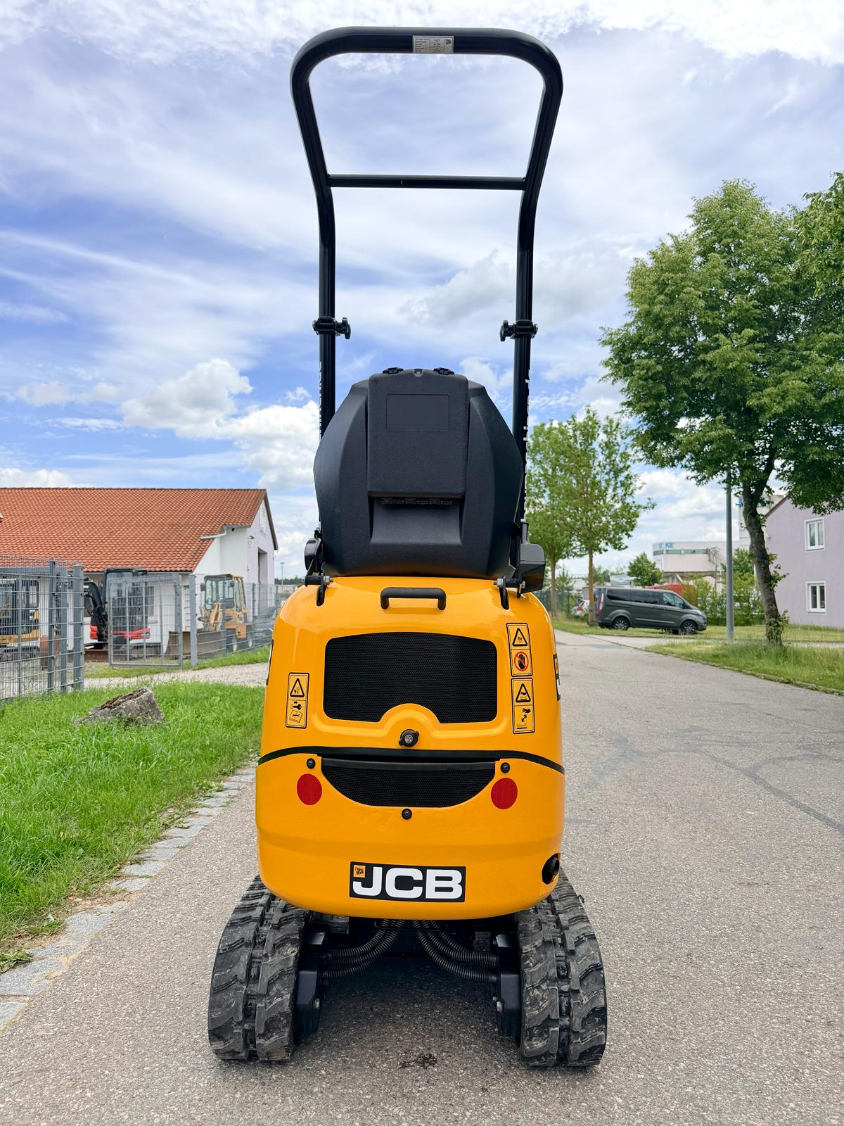 JCB 8008CTS**NEU**Modell 2026**ab 247 €/mtl.