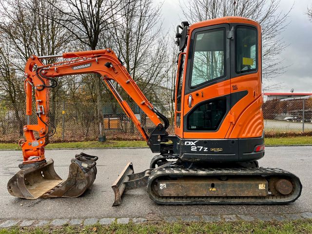 Gebraucht Doosan DX 27 Z**Powertilt**Löffelpaket**2.022 Std.!