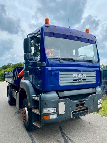 Używane MAN TGS 18-310 4x4 mit Palfinger Kran