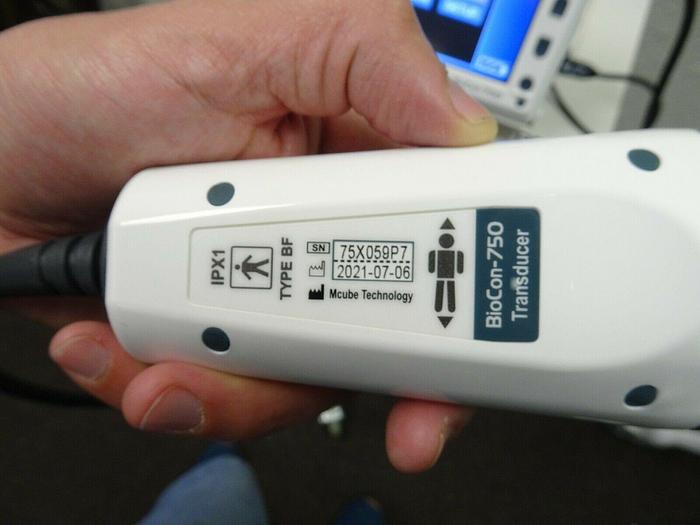 Used CubeScan Mcube BioCon-700 Bladder Scanner W/ Transducer, Cart & Power Supply