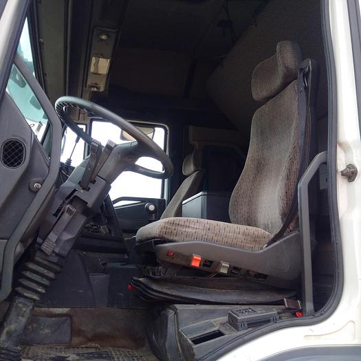 Usado 1999 IVECO Eurostar 440E38 tractor unit