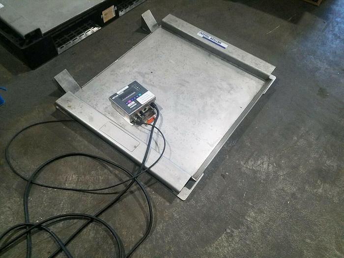 Used Mettler Toledo Floor Scale 10
