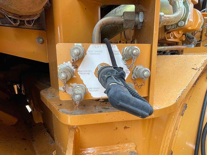 Used 2006 CASE 335 OFF ROAD HAUL TRUCK