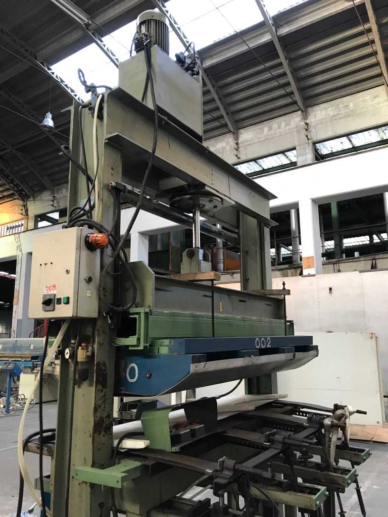 Usato Pressa snervatrice per legno massiccio 173×100