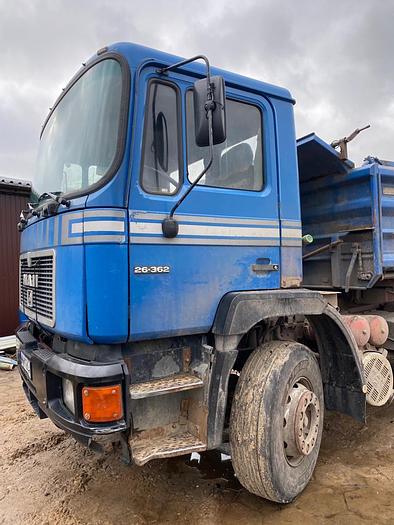 Gebruikt 1988 MAN 26.372 6X4 FULL STEEL // EURO 2// 6 CILINDER // KIPPER