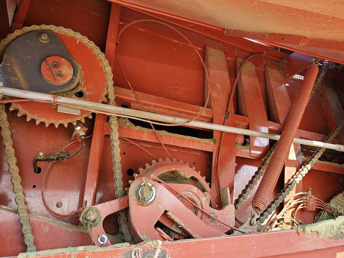 Used 2004 Hesston 4910 Baler w/ Accumulator