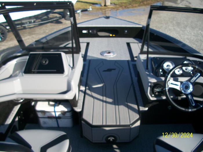 Used 2025 Starcraft Delta 188 DC