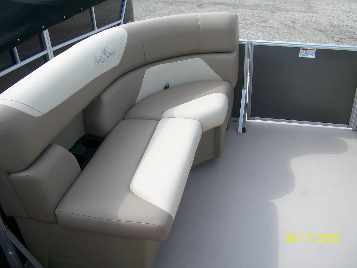 2023 SunChaser geneva 22 crs