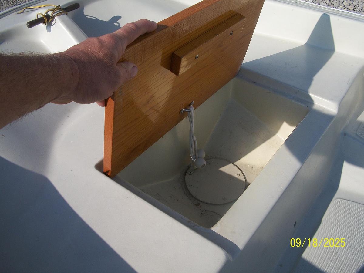 Used 1982 Boston Whaler 9' Tender