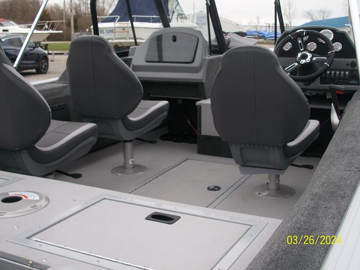 2024 Starcraft Renegade 168 DC