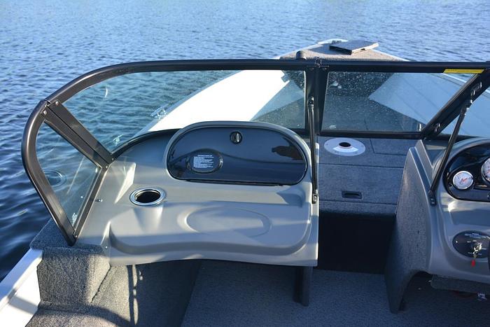 2026 Smoker Craft Pro Angler 162