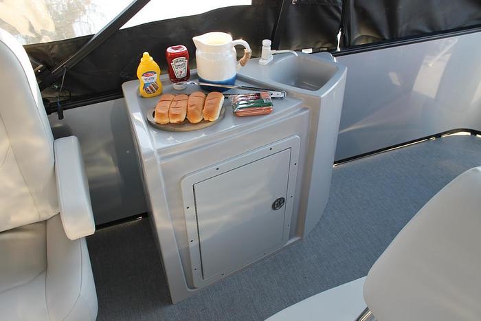 2026 SunChaser Geneva Cruise 22 Voyager