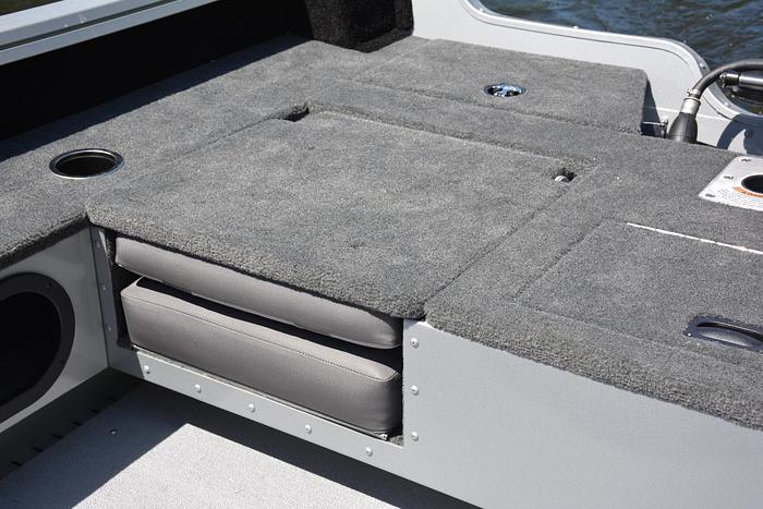 2026 Smoker Craft Adventurer 188 FS