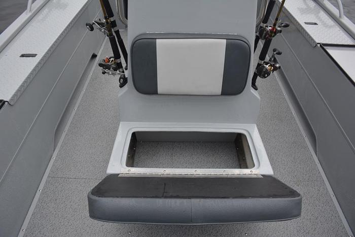 2026 Smoker Craft Pro Sportsman 1872 CC