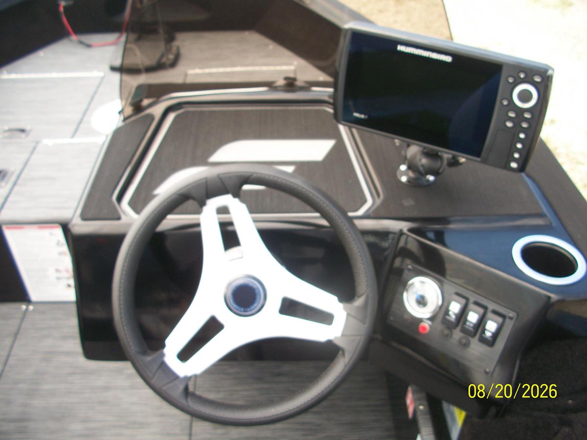 2027 Starcraft Renegade 165 SC