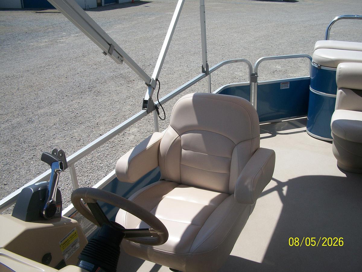 Used 2017 SunChaser 8520 CRS
