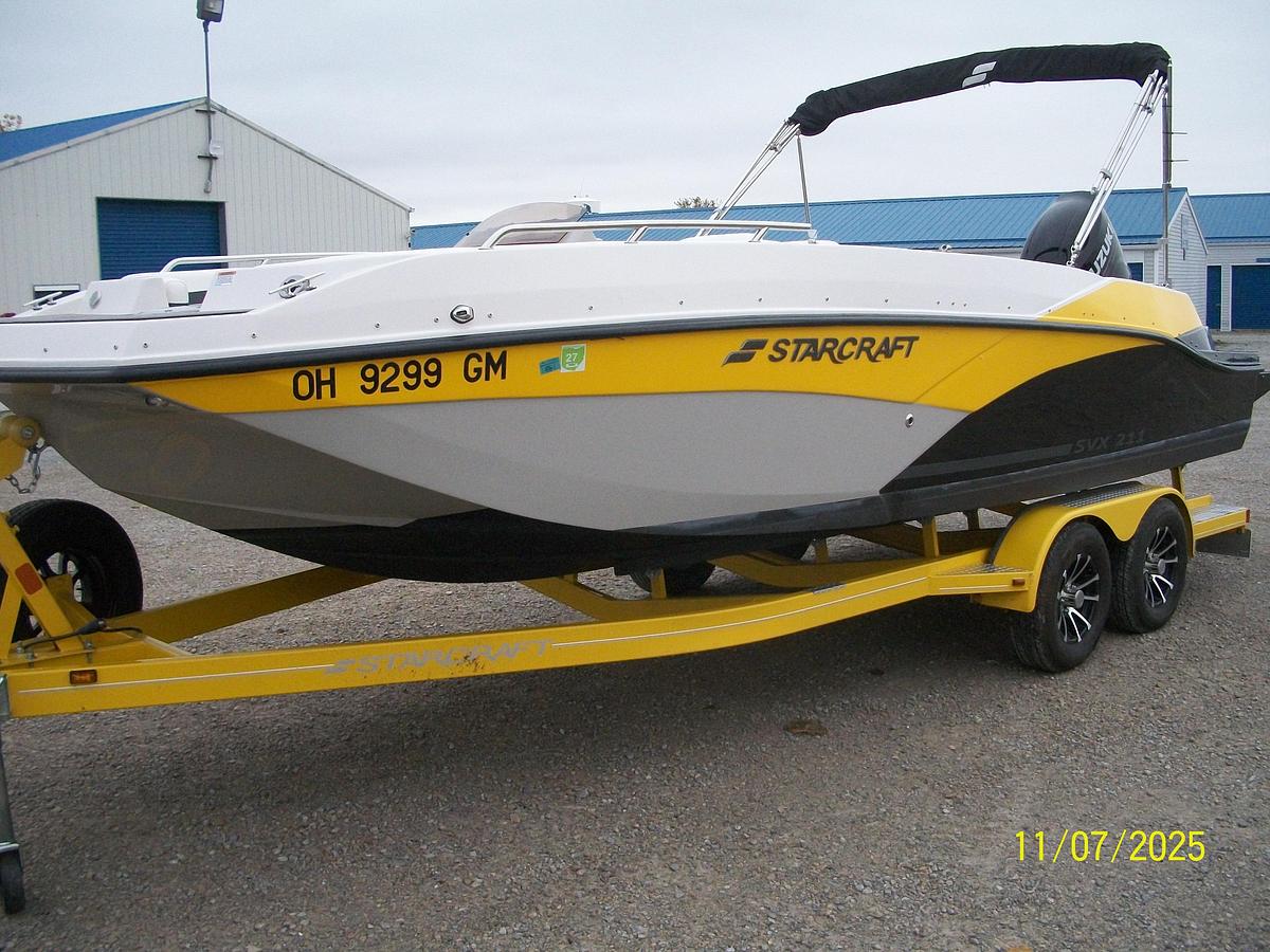 Used Starcraft SVX 211 OB Deckboat